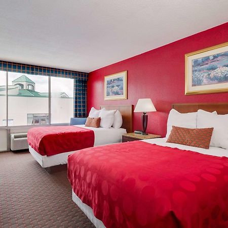 Ramada By Wyndham Fishkill Hotell Eksteriør bilde
